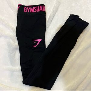 BLACK & HOT PINK GYMSHARK LEGGINGS